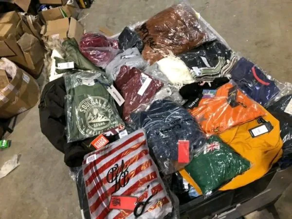 Men/Women Clothes Pallets thumbnail 2