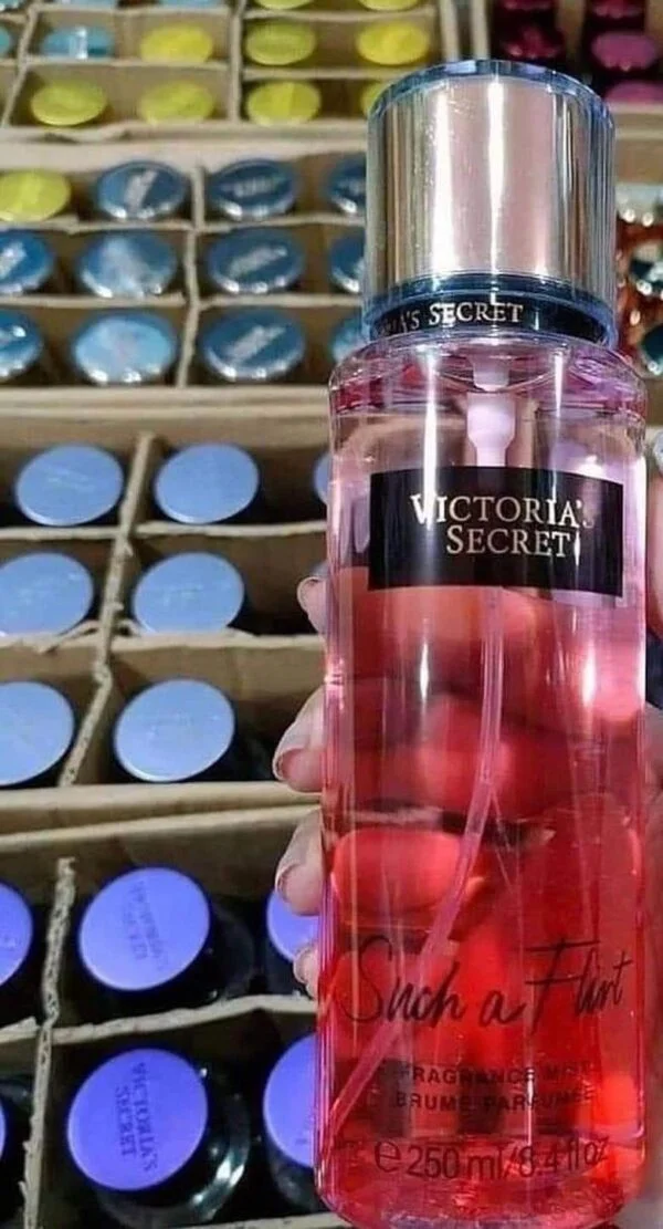 Victoria Perfume Pallets thumbnail 3