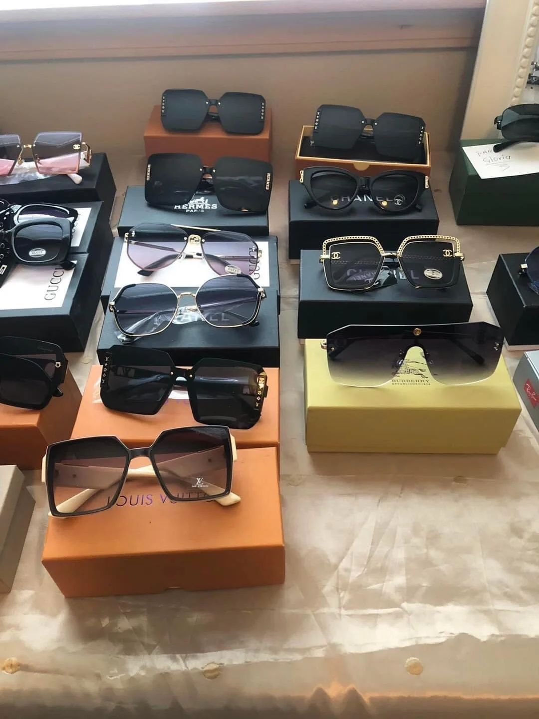 Sunglasses Pallet Liquidation — liquidation pallet load photo 1