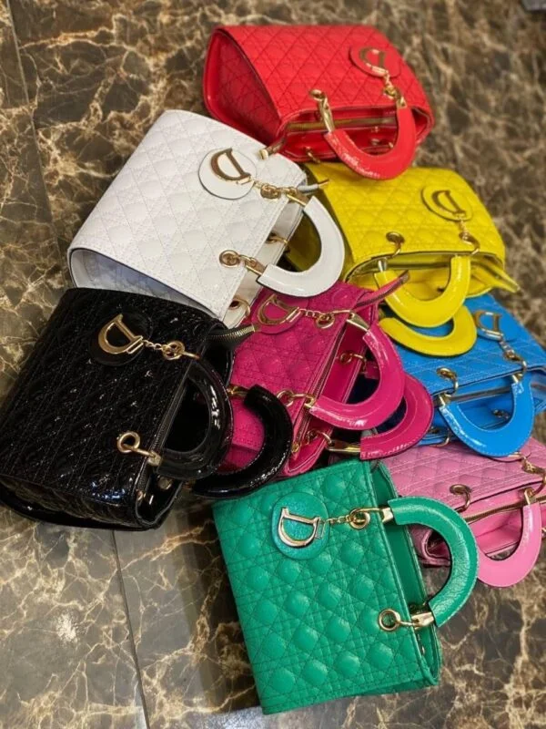 Women Dior Bags Pallets — liquidation pallet load photo 1