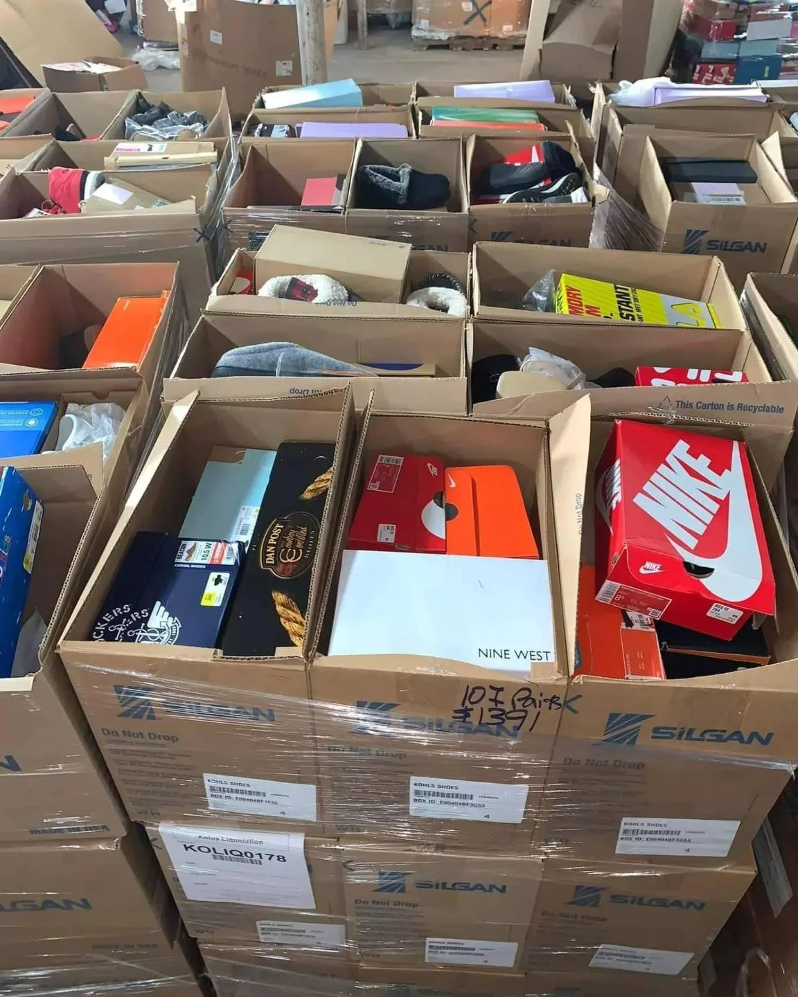 Shoe Pallets – Mixed Shoes — liquidation pallet load photo 1