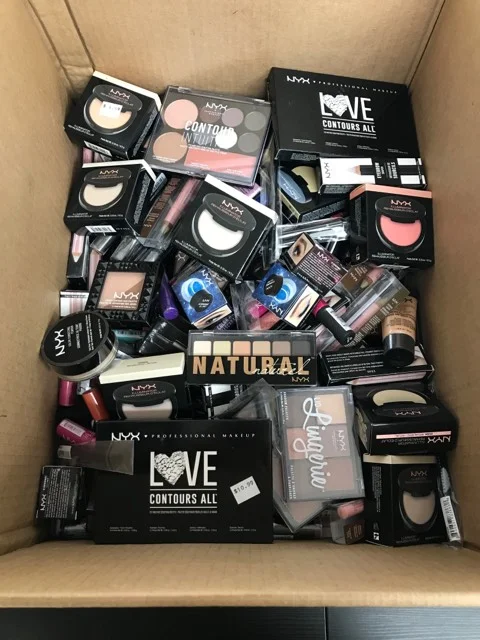 Mix Cosmetic Liquidations thumbnail 4
