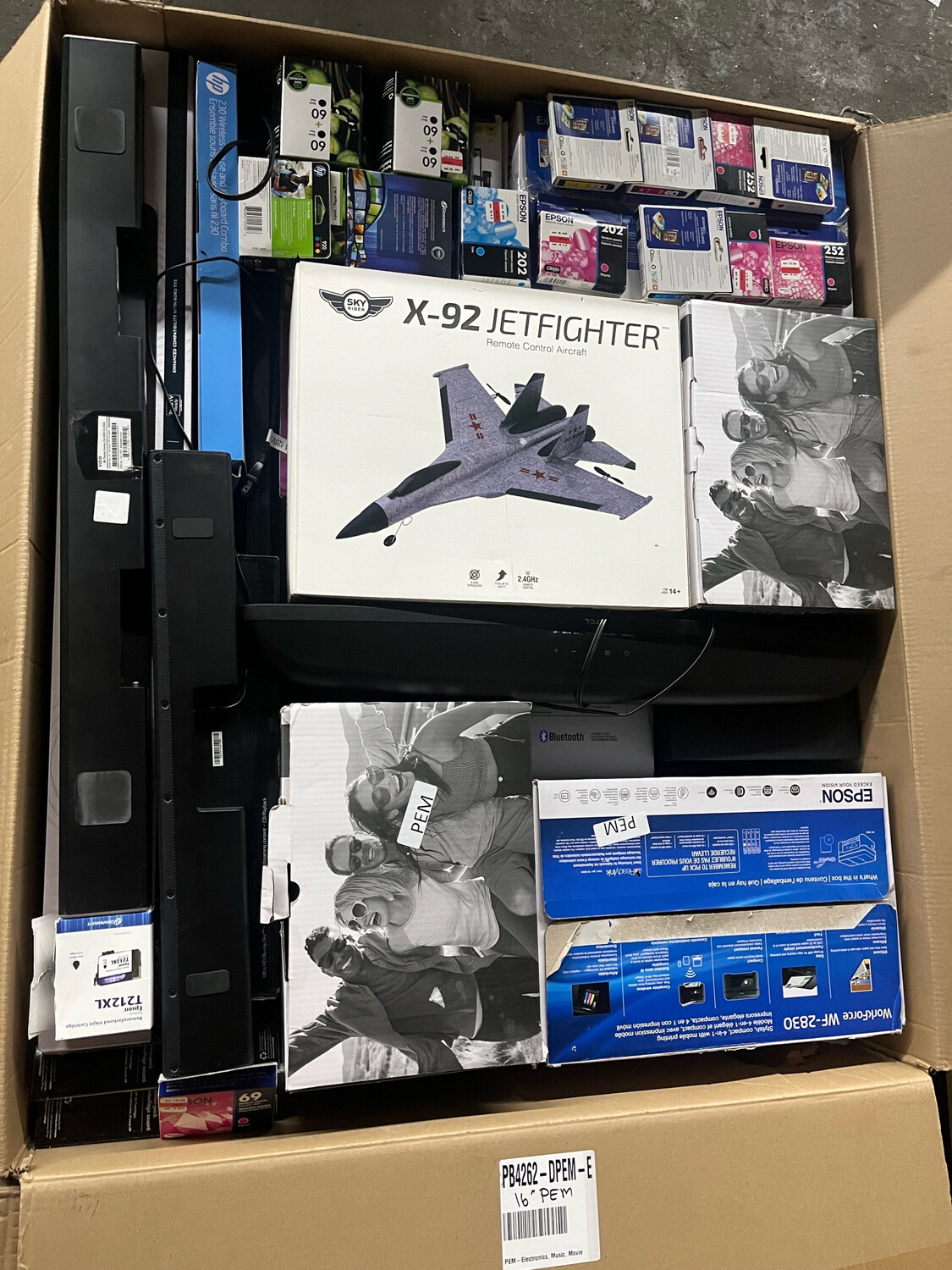 TARGET ELECTRONICS MEGA MYSTERY BOX thumbnail 7