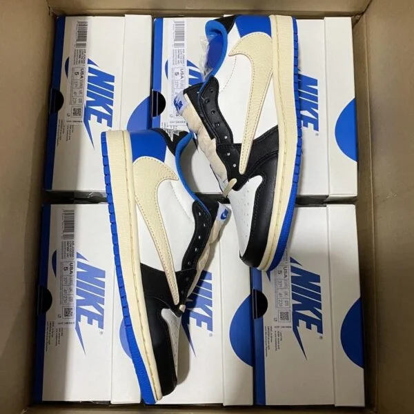 AJ1 Lightning Hook Low — liquidation pallet load photo 1