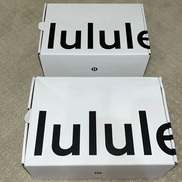 Lululemon Shoes thumbnail 4
