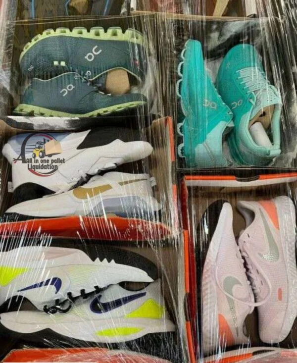 Hokas Sneakers Pallet — liquidation pallet load photo 1