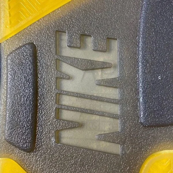 AJ5 Black Wings thumbnail 5