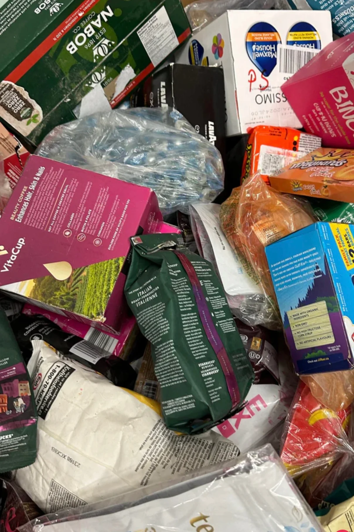 Pallet Grocery — liquidation pallet load photo 1