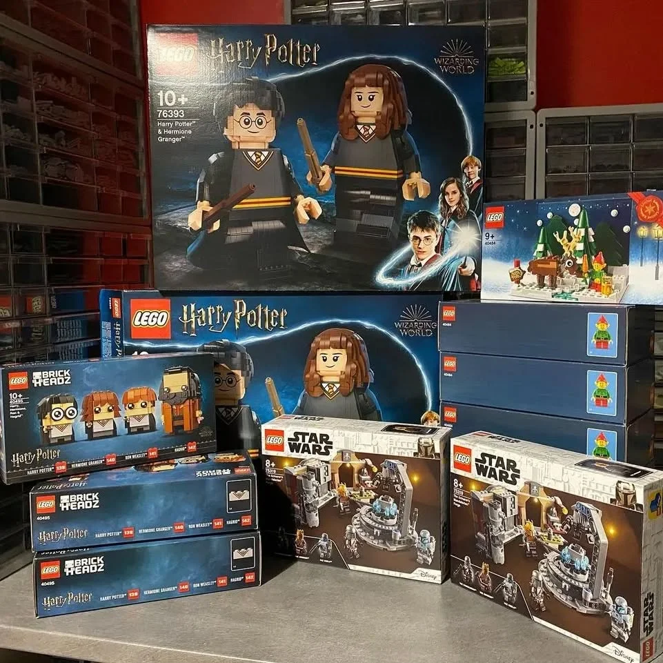Lego Wholesale — liquidation pallet load photo 1