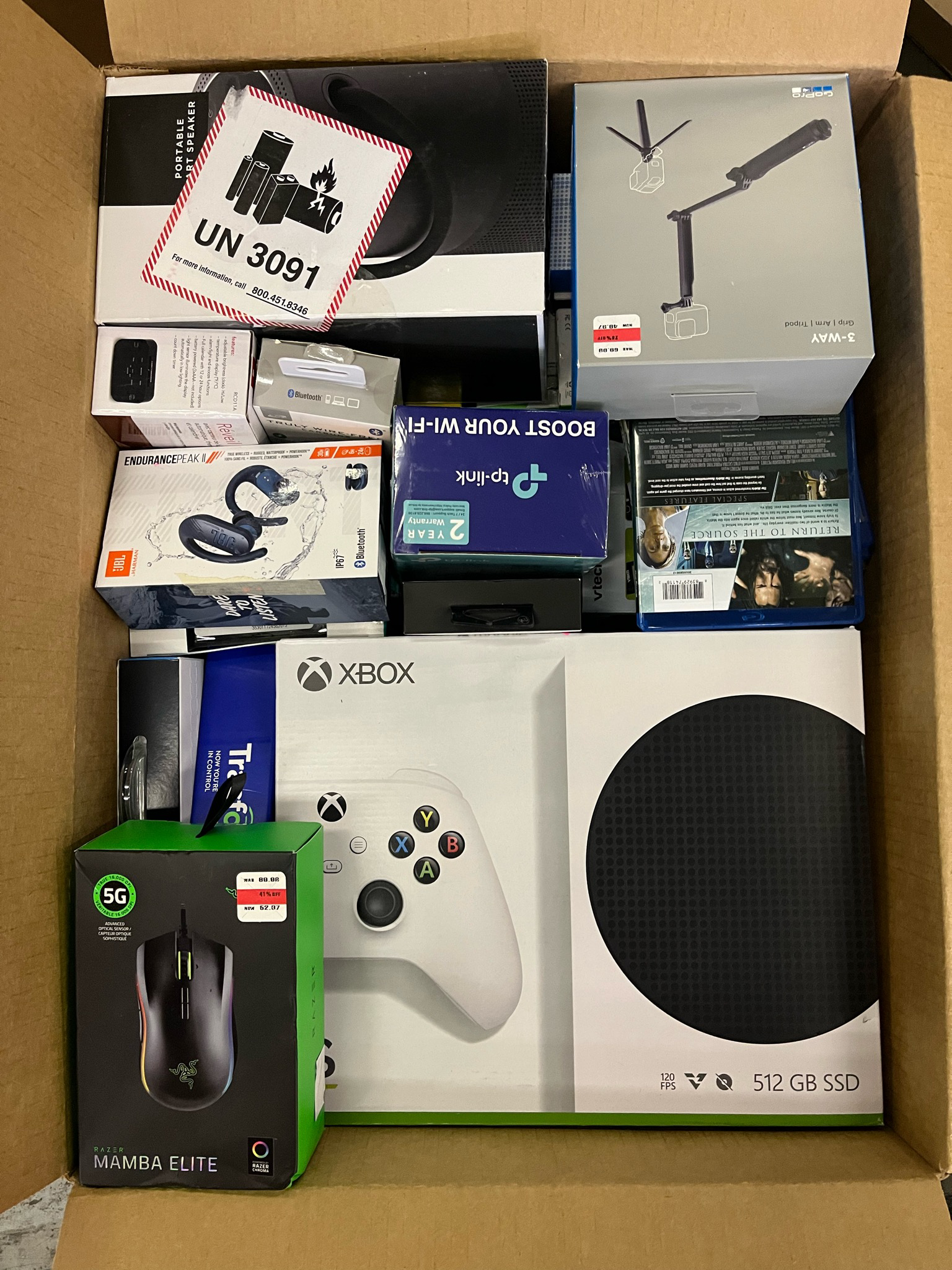 PREMIUM TARGET ELECTRONICS MYSTERY BOX thumbnail 9