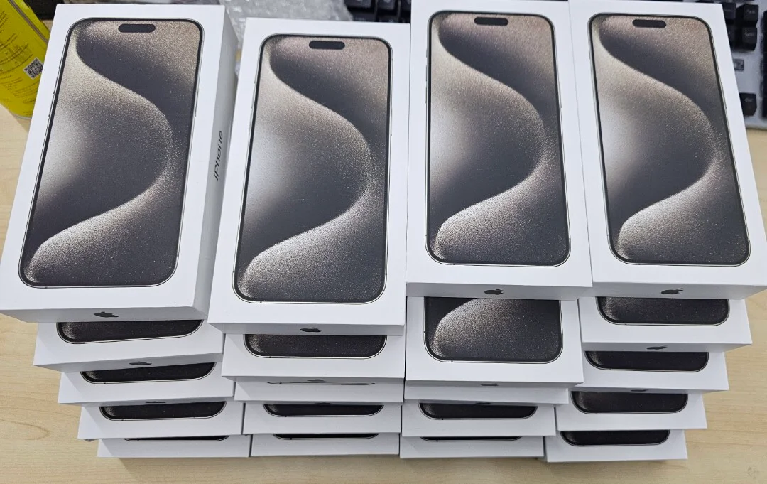 IPhone 15 Pro Max Pallet — liquidation pallet load photo 1