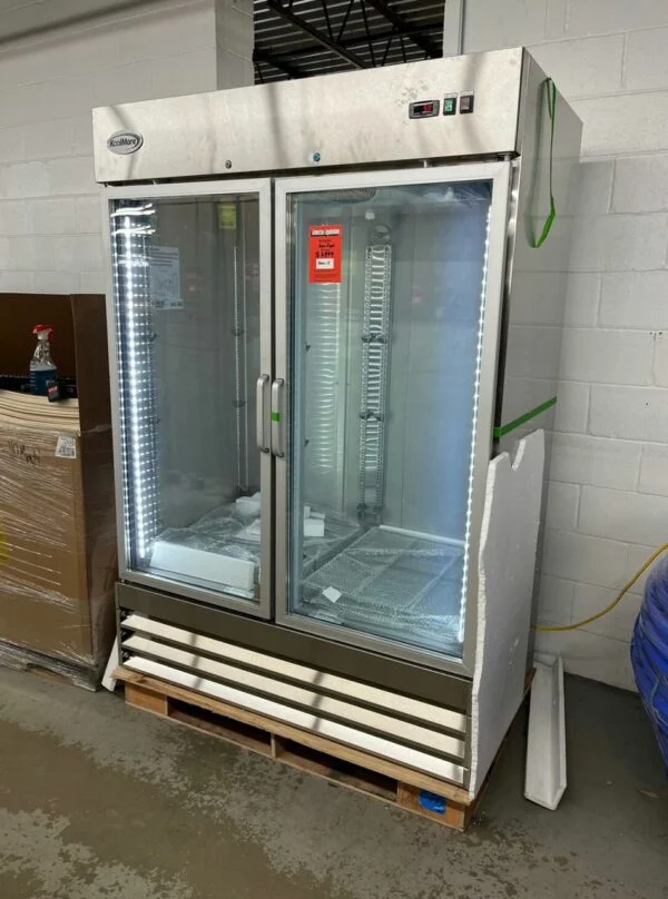 Glass Door Reach-In Freeze thumbnail 2