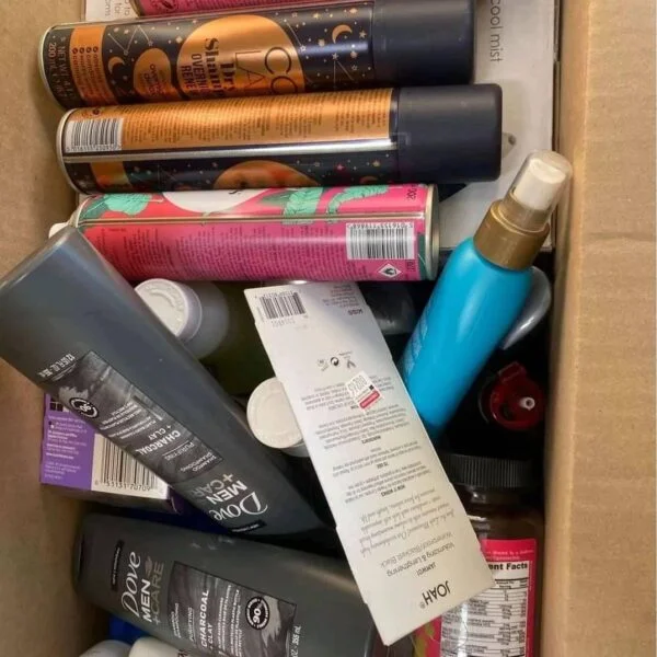 Makeup Boxes Pallets — liquidation pallet load photo 1