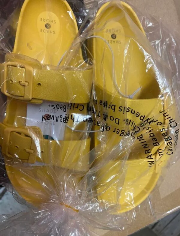 Shoes Truckload — liquidation pallet load photo 1