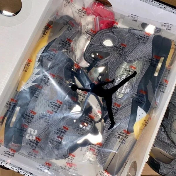 AJ5 Black Wings — liquidation pallet load photo 1