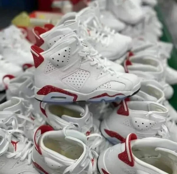 Bulk Nike Sneakers​ thumbnail 6