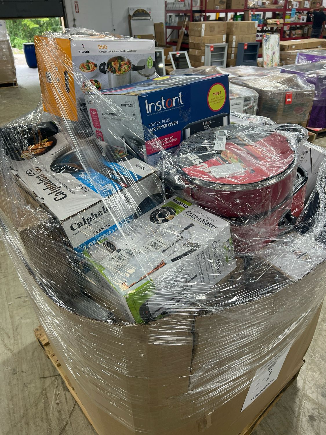 Macys Houseware Pallet MCYHW-5 — liquidation pallet load photo 1