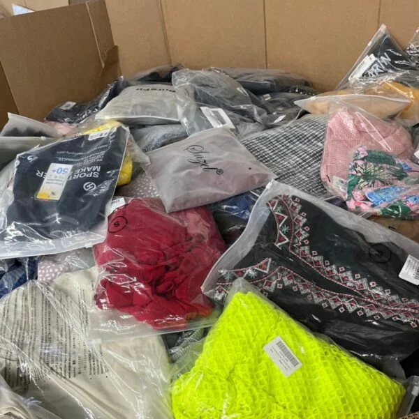 Amazon Assorted Clothing thumbnail 4