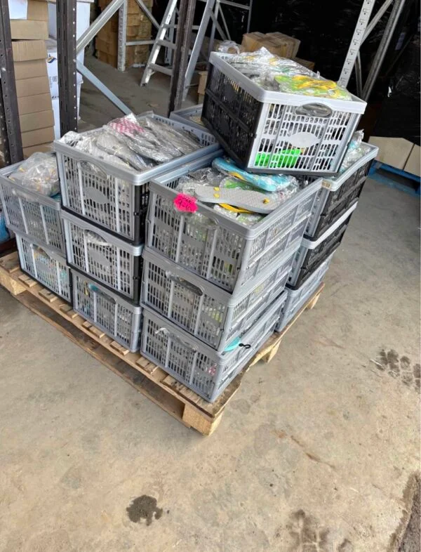 Mixed Flip Flops Pallets thumbnail 3